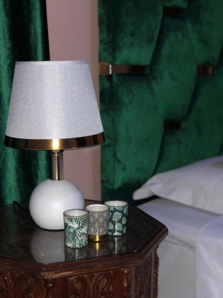 Riad Ramona Lqariya Seyaheya مراكش الغرفة الصورة